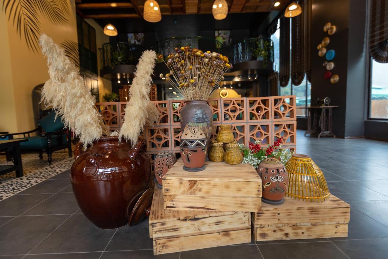Tam Coc Lion Kings Hotel & Resort ニンビン エクステリア 写真