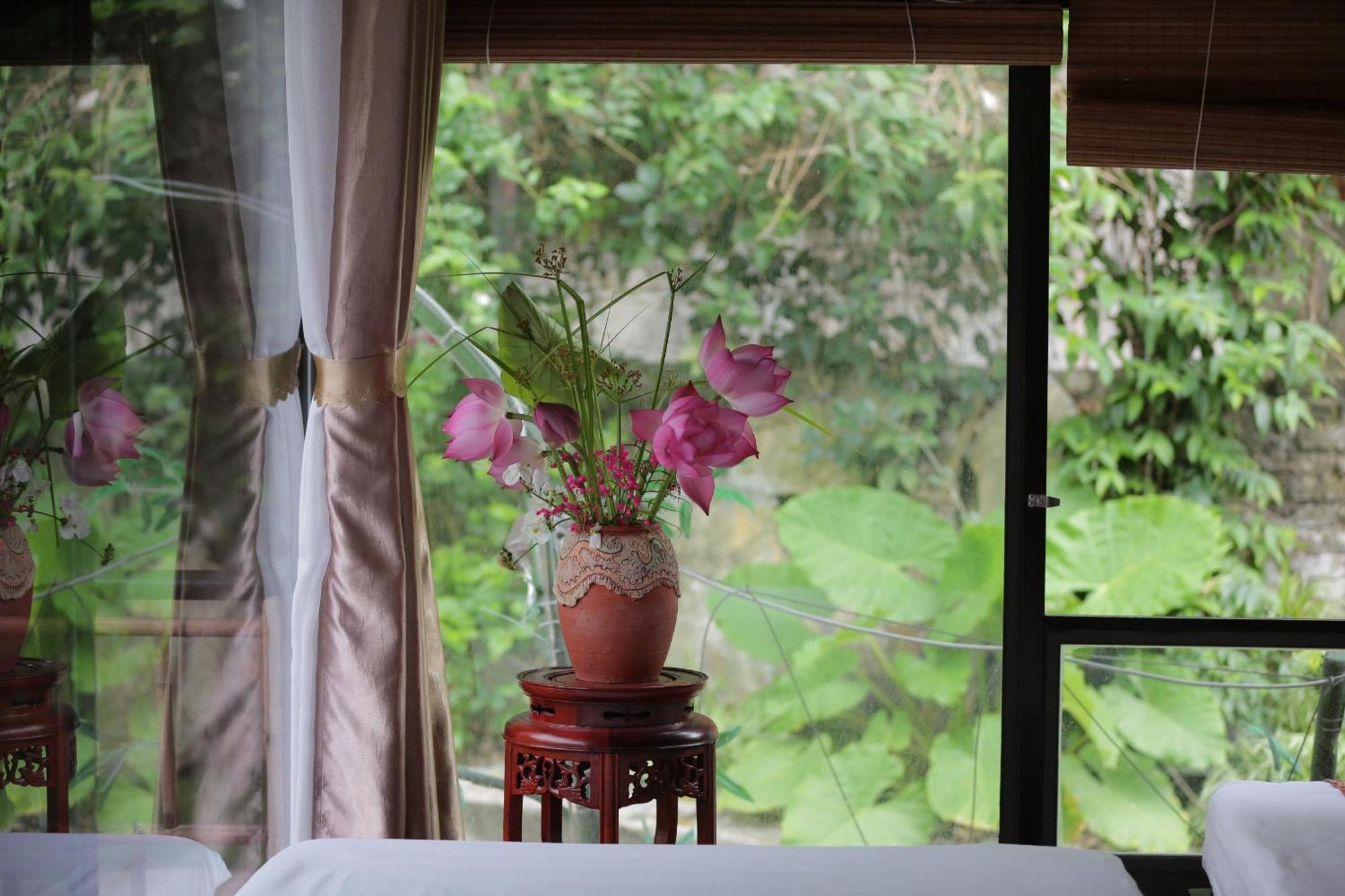Tam Coc Lion Kings Hotel & Resort ニンビン エクステリア 写真